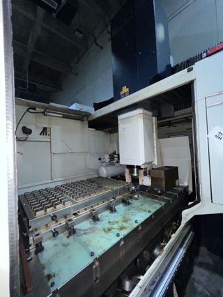 台湾快捷AV-1612高速龙门加工中心 ，同款4台，X/Y/Z轴行程：1600×1200×850mm，工作台尺寸1800×1300mm  带水槽2米长，龙门宽1450mm龙门高1000mm，瑞士原装飞速主轴，最高转速24000rpm，HSK-A63，主轴功率29kW，链式30把刀库，带全闭环光珊尺，西门子系统-5