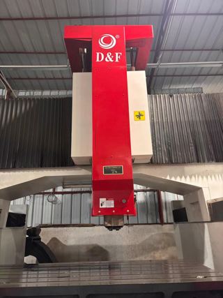 重型德丰2020桥式龙门加工中心，三轴行程2000*2000*1100，Fanuc MD系统，BT50主轴-7