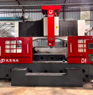 重型德丰2020桥式龙门加工中心，三轴行程2000*2000*1100，Fanuc MD系统，BT50主轴-3