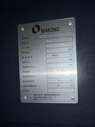 日本牧野V90S五轴加工中心
行程:2000*1300*800mm
HSK A63主轴，P6系统，20000 rpm
40把刀，2023年
选配:全闭环光栅，排屑机，灭火器，切削液恒温，油雾收集器，刮油器，刀具检测（BLUM对刀仪），工件清洗喷枪，工件检测等
适用于中小型精密模具精加工，追求镜面级表面光洁度-9
