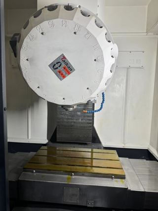 同款3台台群T600SE，三菱M80系统，BT30主轴，21T伺服刀库，主轴24000转，机况完美-5