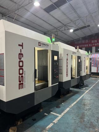 同款3台台群T600SE，三菱M80系统，BT30主轴，21T伺服刀库，主轴24000转，机况完美-1
