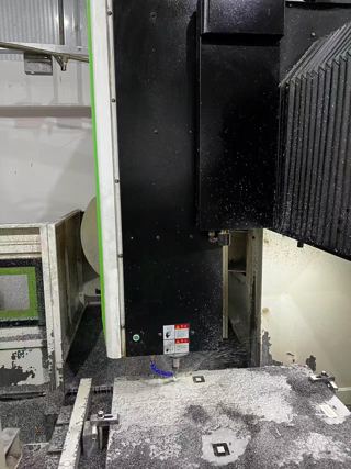 工厂在位一台正佑1312小龙门，重型三线，三菱M80系统，BT40主轴12000转，带刀库，带龙头排削-2