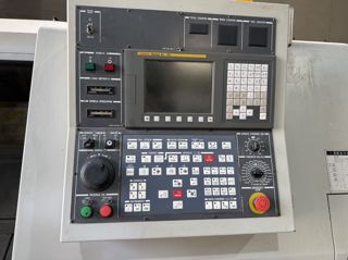 起亚SKT LM21车床，带动力头，带C轴，8寸卡盘主轴，行程230X520-4