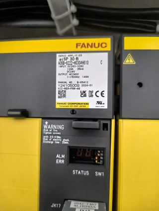 原厂2024年FANUC  D21MiB Plus[色][色][色]24000转，21T刀库，通电时间1000个小时左右，新机一般可遇不可求！只有4台，欲购新机的客户可考虑-7
