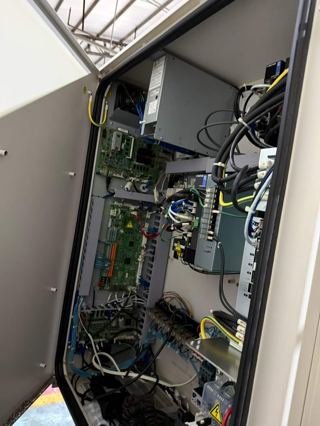 兄弟S500Z1钻攻中心，还剩13台
高扭主轴10000转，动力强劲
中心出水，深孔/攻丝更顺畅
重切削稳、排屑快、精度稳
精密五金/铝件批量首选
现货好价，欢迎试机-5