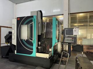 友嘉FEELER U-600 P五轴立式加工中心．23年12月份．主轴15000rpm．直线轴行程X 600．Y520．Z400 mm．盘面直径600 mm．24把刀库．配海德汉系统．-2