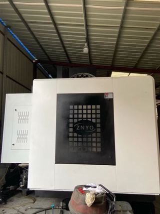 正佑ZYM-1380L两线一硬加工中心，三菱M80系统，台湾罗羿BT50主轴8000转，配备24位刀臂式刀库，X/Y轴50重型滚柱线轨，台正机身，机况精品！-8
