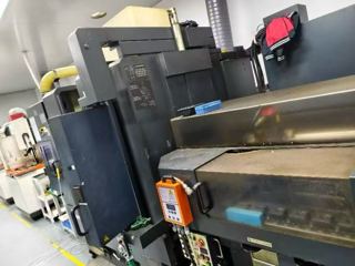 Makino V33
目前在工厂-7