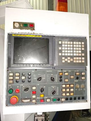 台湾YCM永进FV-102A加工中心，三轴日本THK线轨，行程1020*520*550，主轴BT40/12000转，带刀臂式刀库24把刀，发那科MXP-200i系统，带螺杆排销机-3