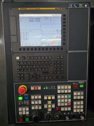 332，韩国斗山PUMA4005，A2-11主轴，过棒料117.5，配18寸三千里液压卡盘，主轴带齿轮箱 /重切神器，回转直径790，最大工件加工长度1042mm，两轴重型硬轨，12工位伺服液压刀塔,机床安装少用，新机品质精度。-3