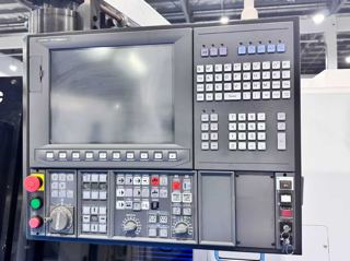 334，现货出售北一大隈LBR-370-e数控车床4台
OSP-P300LA-e大隈数控系统
配8寸卡盘电主轴最高转速4500rpm
主轴功率15/11kw
最大车削直径370mm
最大回转直径530mm
最大加工长度1000mm
主轴通孔52mm
工字式硬轨设计
X行程260快移速度20
Z行程1020快移速度25
12工位伺服刀塔，换刀速度0.1秒/分度
外形尺寸3310*1895*1925
重量6000Kg
试机精度一丝内
2023年出厂少用

LBR-370系列采用耐弯耐扭高刚性箱型斜床身设计，即使在强力切屑下也可以实现稳定的高精度加工，能满足各类高温合金、钛合金、耐热合金、不锈钢等特殊硬料的重切削和高精度加工
大功率电主轴设计消除了皮带和齿轮的振动，保证了加工精度和表面光洁度-3