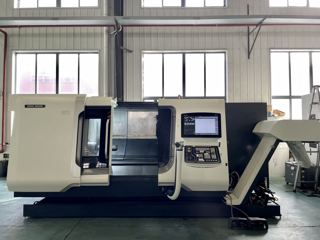 344，德玛吉CTX beta1250车铣复合
2017年电主轴，带Y轴，2支动力头，探头，尾座，排屑机；
最大回转直径700
最大切削直径410
带尾座的最大工件长度(可加工长度）1,300
主轴(标配)ISM 102
内置主轴电机(ISM)带C轴(0.001°) 4,000
刀塔刀座，基于VDI/DIN 69880  12*VDI 40+6 Blocktool
动力刀数量/最高转速12/4,000
刀塔滑座(上刀塔）
X/Y/Z 300/±60/1,300
机床重量7,650kg
配备 SIEMENS 和ShopTurn 3G数控系统的 CELOS：21.5" ERGOlineControl 多点触控面板-2