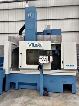 349，日本OM VTLEX915立式数控车床
 同款4台，双工位，带光栅尺
2014年出，16把刀
FANUC31i-MODEL B系统
XZ行程：2300*800mm
最大回转直径：1250mm
车削直径：1000mm
最大车削外径1000mm
最大加工高度800mm
工作台直径915mm，工作台承载能力1500kg
主轴最大扭矩5370nm
最大车削力25000N
主轴传动方式为带传动，导轨类型为硬轨
外形尺寸5200×6000×4000mm-2