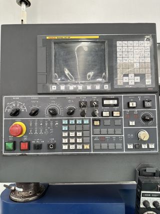 351，台湾荣田VL-86CM高速数控车铣
发那科TF系统（阿尔法电机驱动）
带12把刀库，工作台直径:800mm
最大旋径:1100mm
最大切削径:900mm
最大切削高度:650mm
最大加工物重量:2,000 公斤
主轴转速:5-600 高、低二档,二段变
滑枕刀座面至工作台面高度:1175mm
带自动排销机，2017年出厂-2